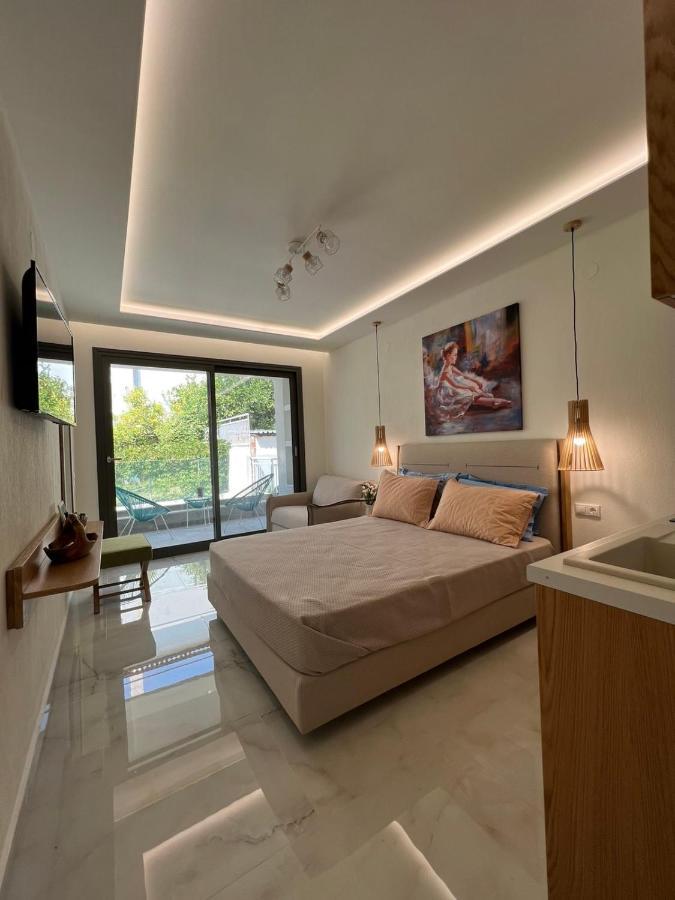 נאוס מרמרס Wide Blue Luxury Boutique Suites מראה חיצוני תמונה