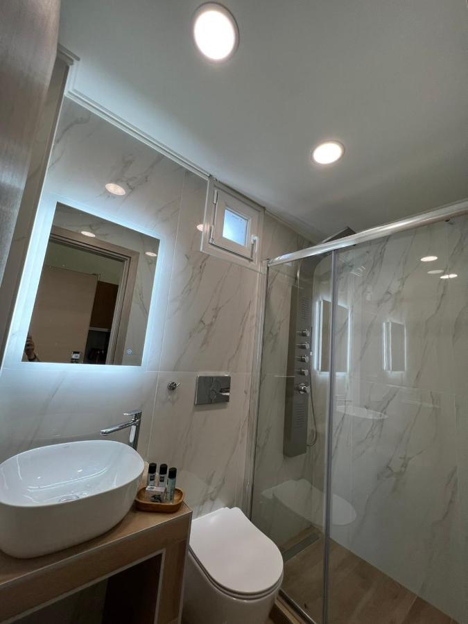נאוס מרמרס Wide Blue Luxury Boutique Suites מראה חיצוני תמונה