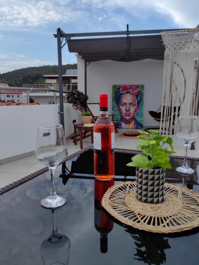 נאוס מרמרס Wide Blue Luxury Boutique Suites מראה חיצוני תמונה