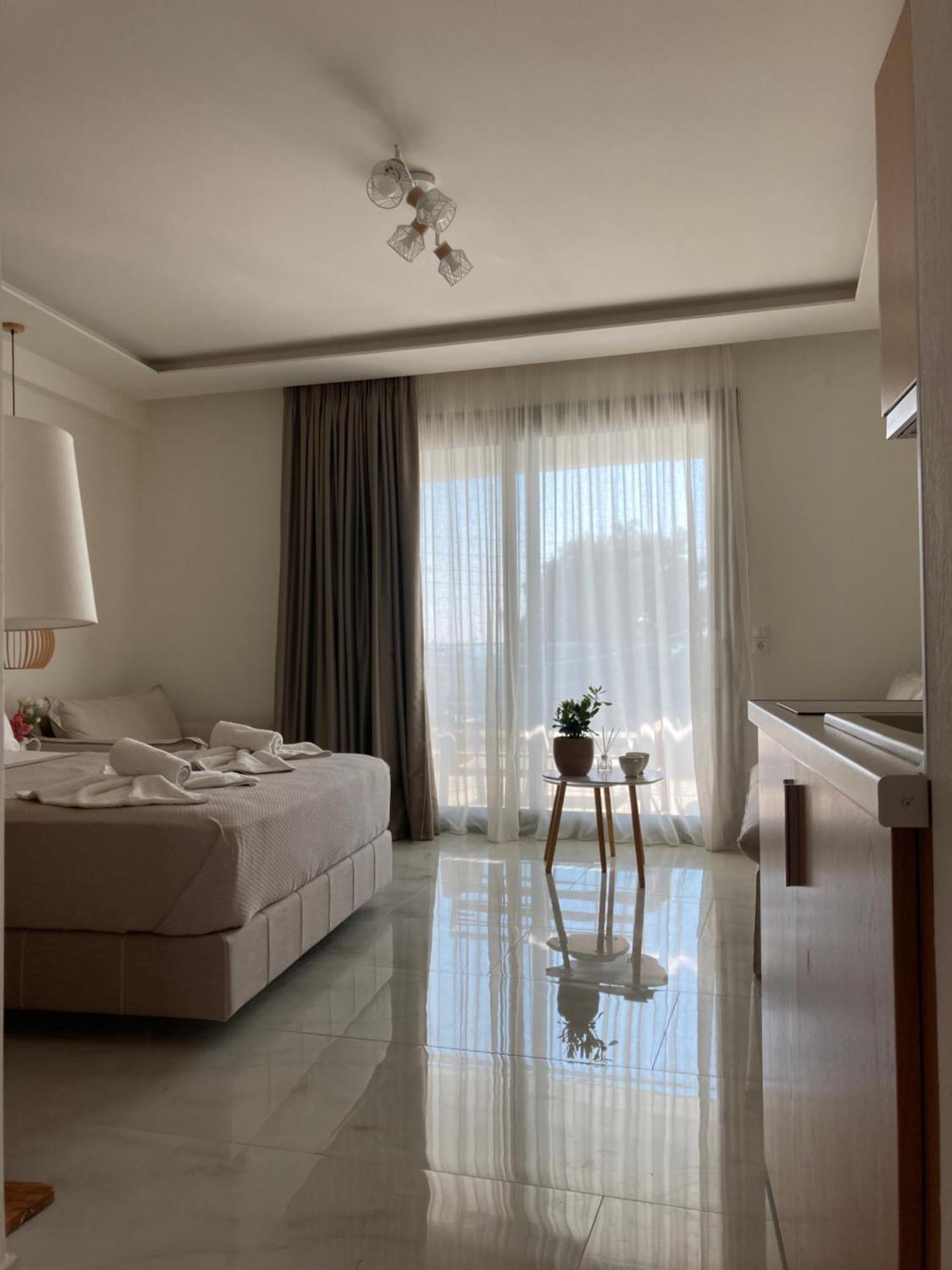 נאוס מרמרס Wide Blue Luxury Boutique Suites מראה חיצוני תמונה